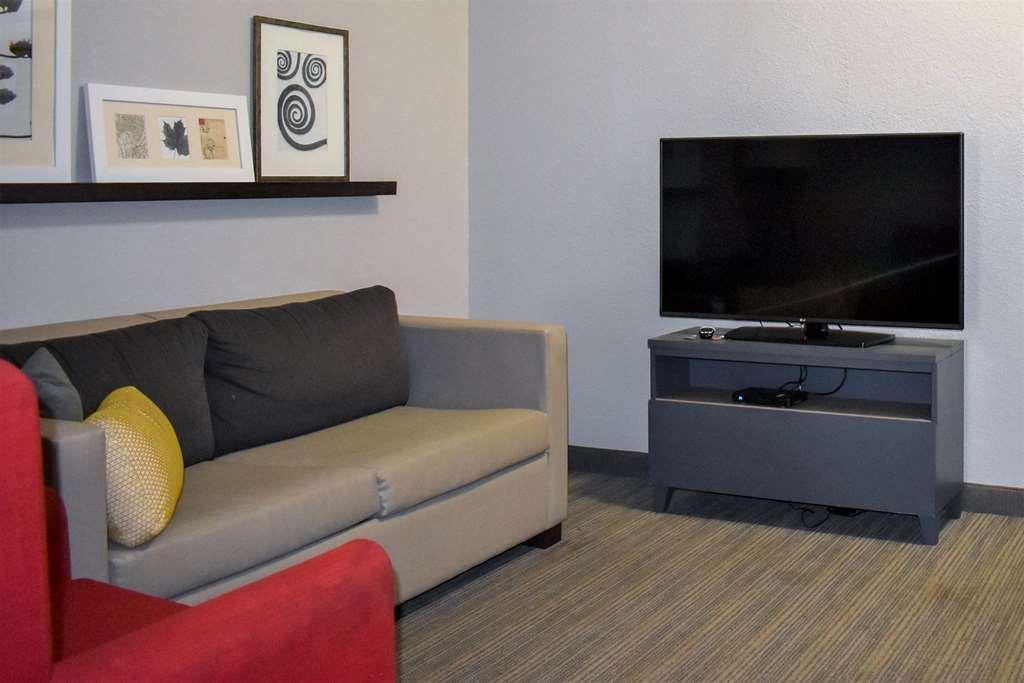 Comfort Inn & Suites Cartersville - Emerson Lake Point 部屋 写真